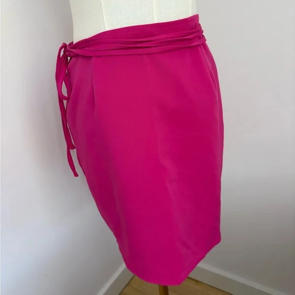 Missguided Hot Pink Mini Skirt - Picture 3 of 6